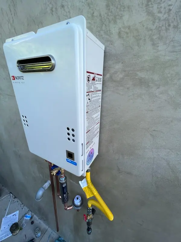Tankless water heater installation for Echo Lake homes